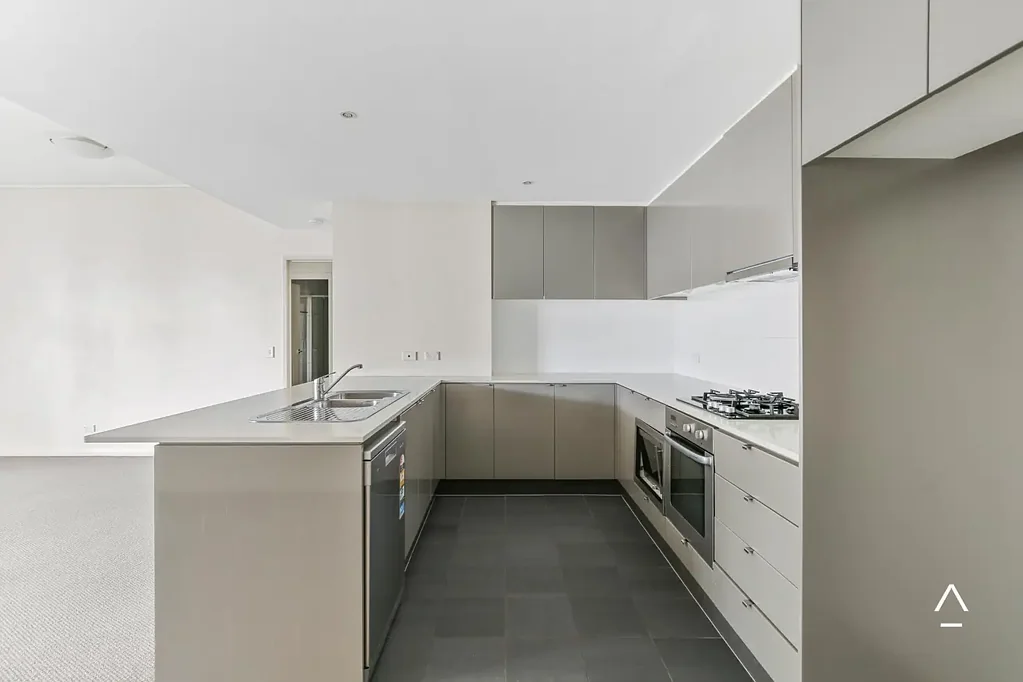 Modern 2-Bedroom Apartment with Resort-Style Facilities