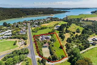 70 Okura River Road, Okura, North Shore City