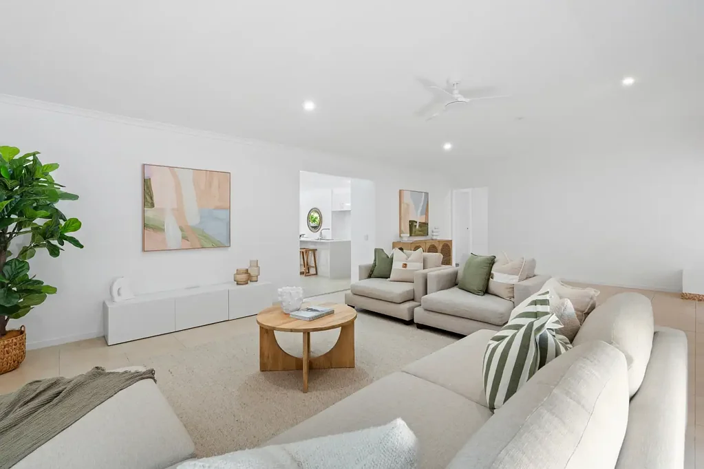 6 Parkdale Court, Robina, QLD 4226