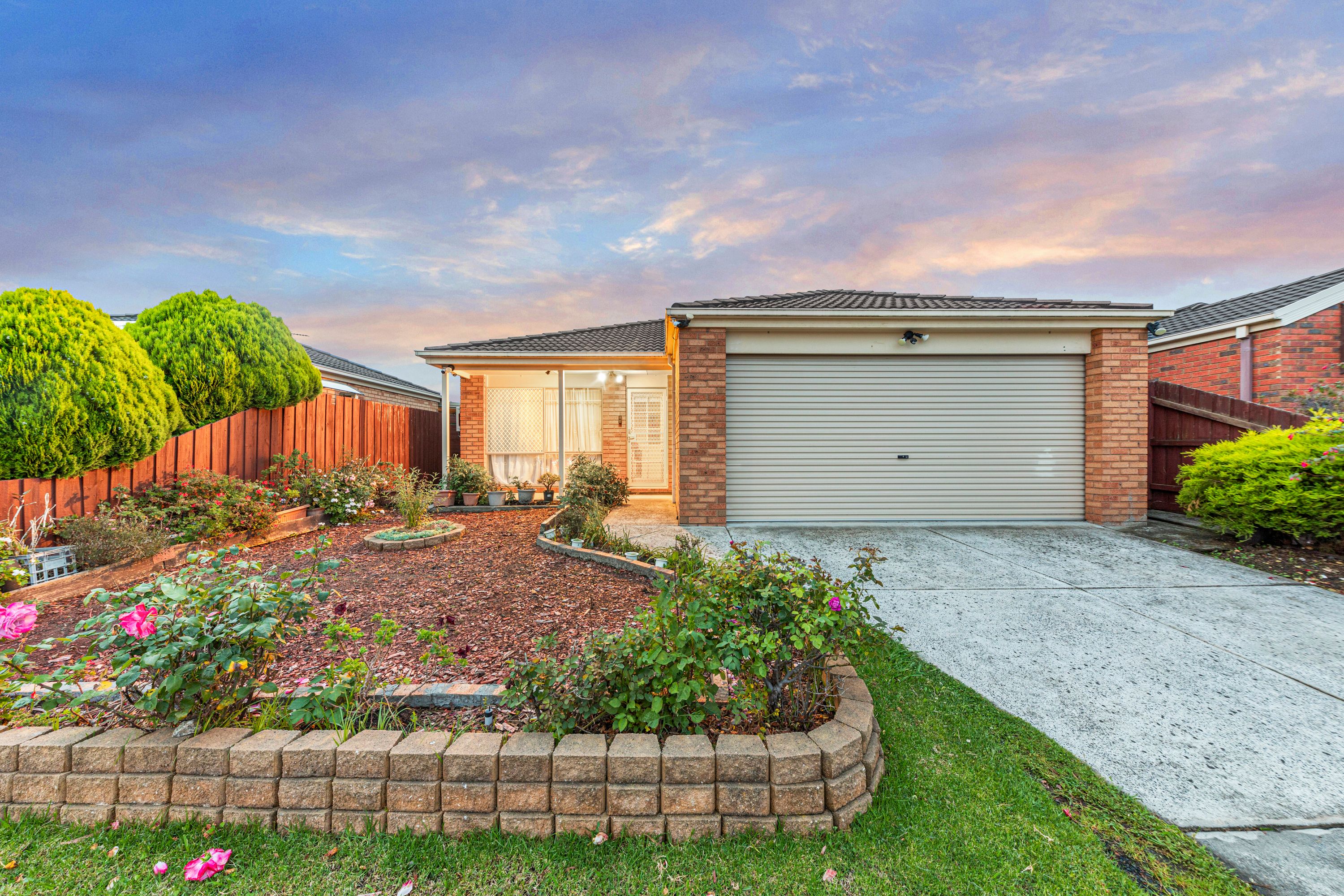 3 SIR THOMAS DR, PAKENHAM VIC 3810, 0 Bedrooms, 0 Bathrooms, House