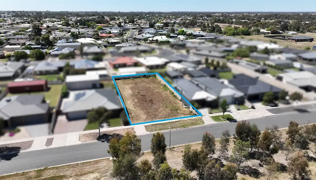 25 Derry Parade, Horsham, VIC 3400