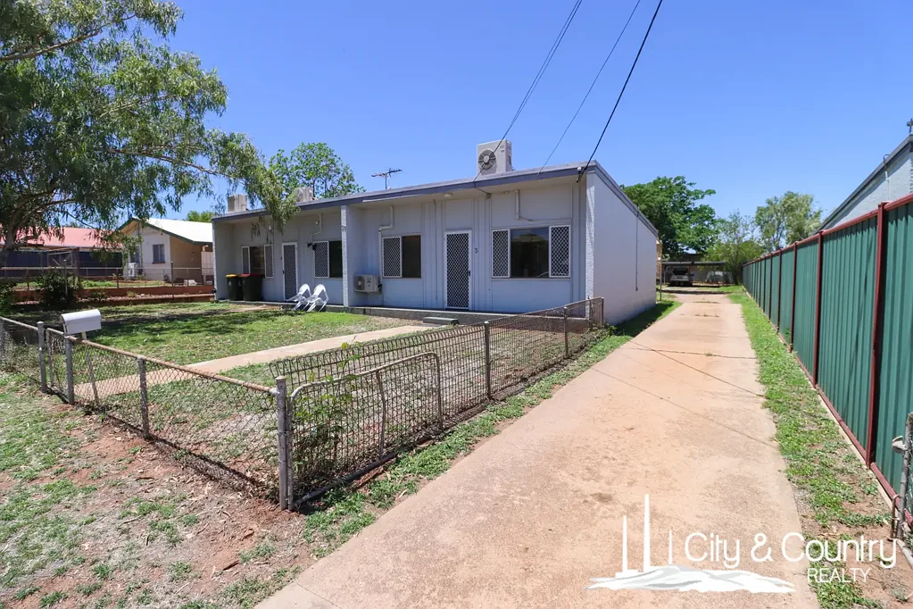 Mount Isa 2房  Dual Income Opportunity – Neat One-Bedroom Units with Private Outdoor Spaces