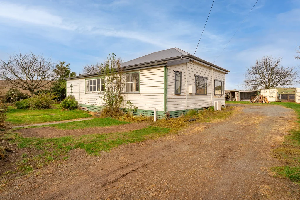 Albury 3Kwarto A Rare Albury Opportunity - As Is, Where Is