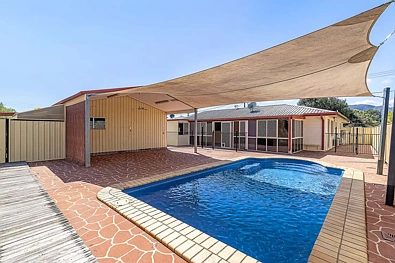 5 Elton Drive, Kelso, QLD 4815, 3 slaapkamers, 1 badkamers, House