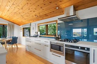 29 Bushlands Park Drive, Albany, North Shore City