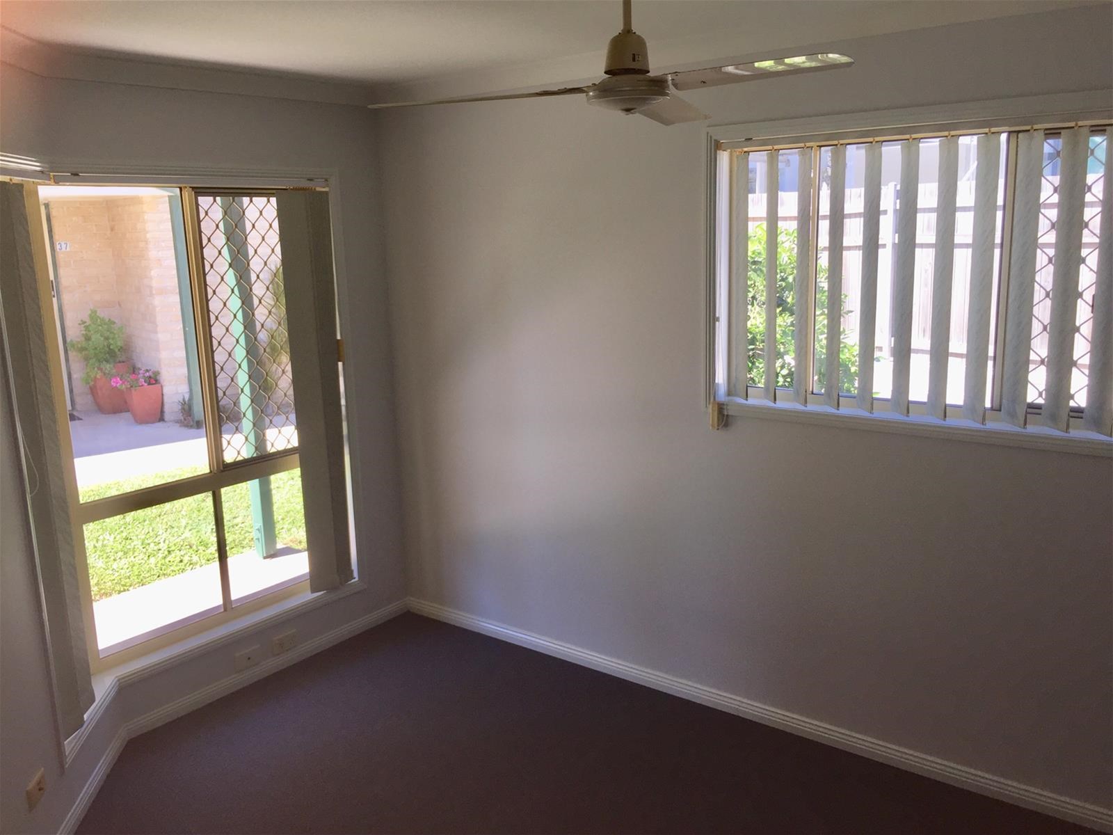 32 NEUMANN RD, CAPALABA QLD 4157, 0 habitaciones, 0 baños, Unit