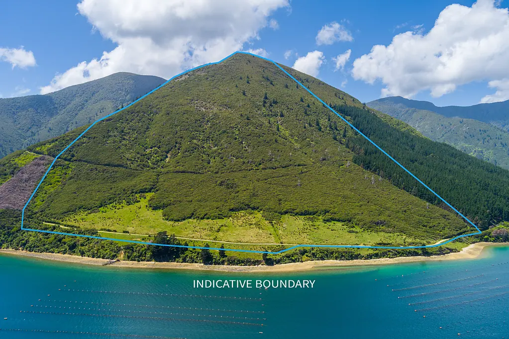 Marlborough Sounds Explore Boundless Potential in Clova Bay