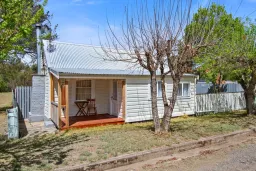 70 CAROLINE ST, Bendemeer