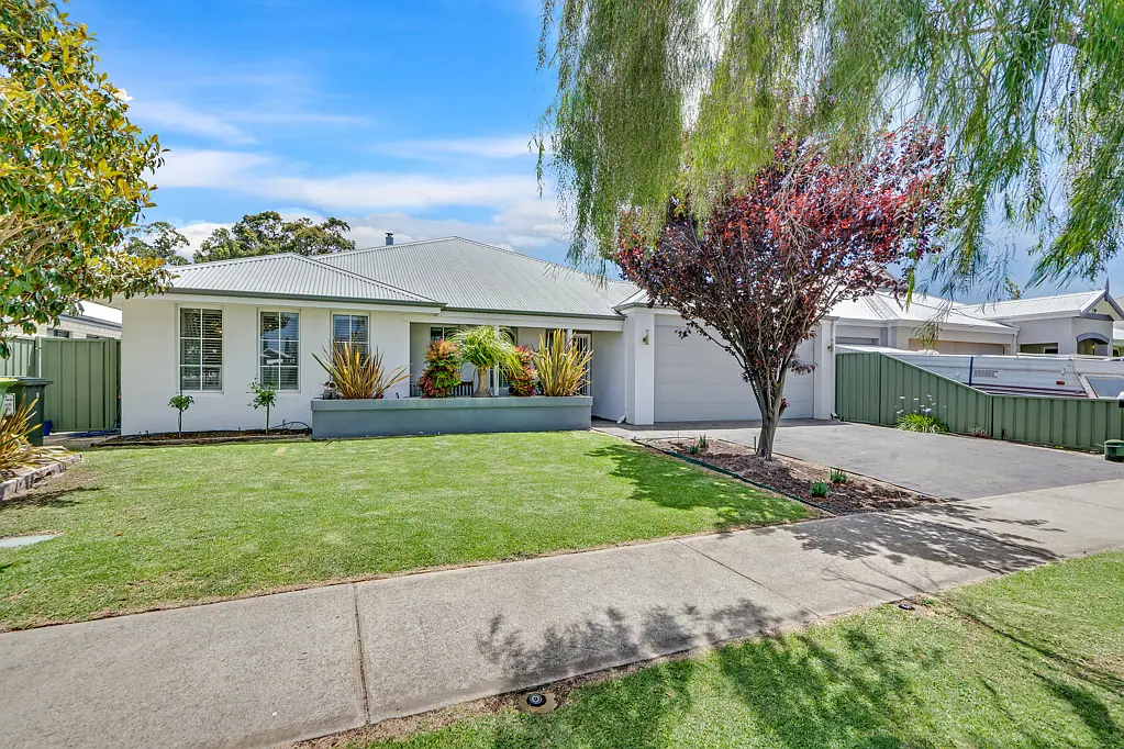 6 Harrow Terrace, Vasse, WA 6280