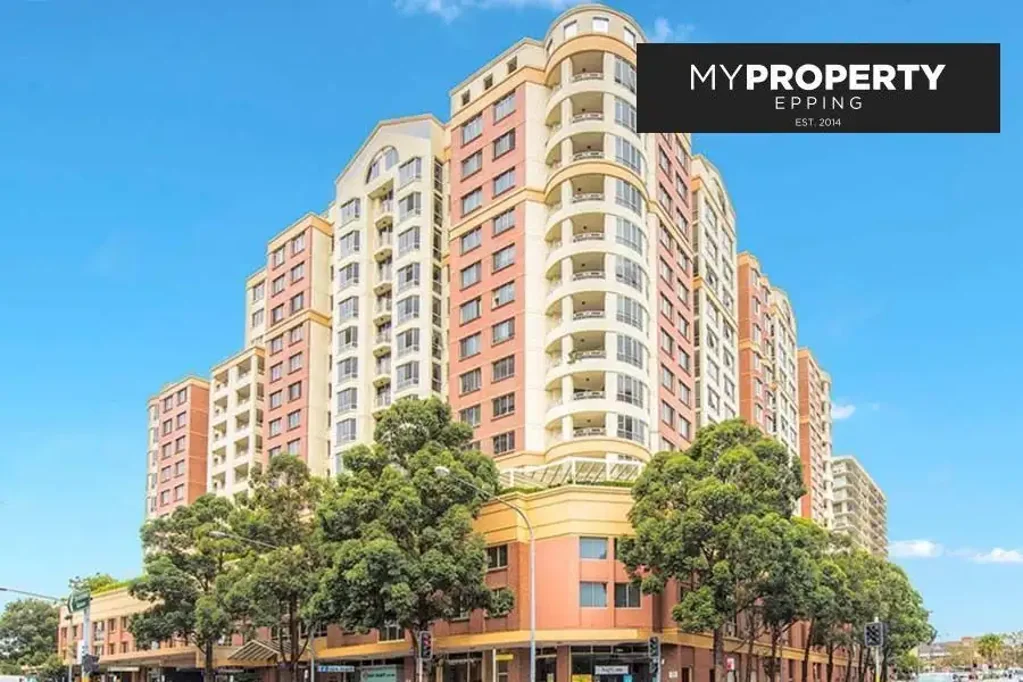 LUXURIOUS 1 BEDROOM WITH TIMBER FLOORING (HEART OF STRATHFIELD)