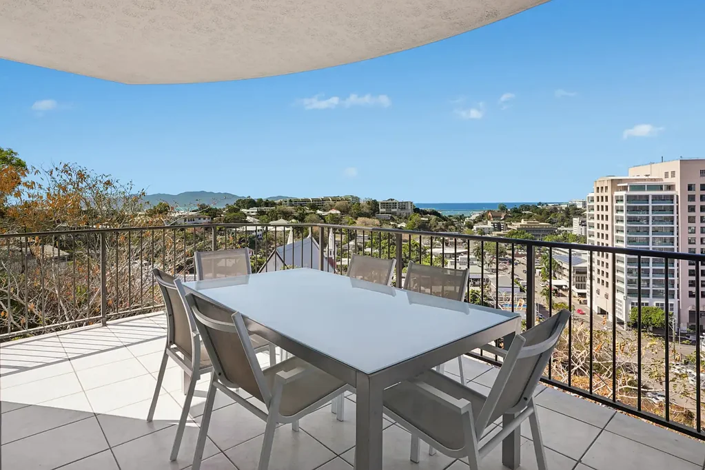 Townsville City 3 Bedroom Exclusive apartment with city views and lifestyle appeal