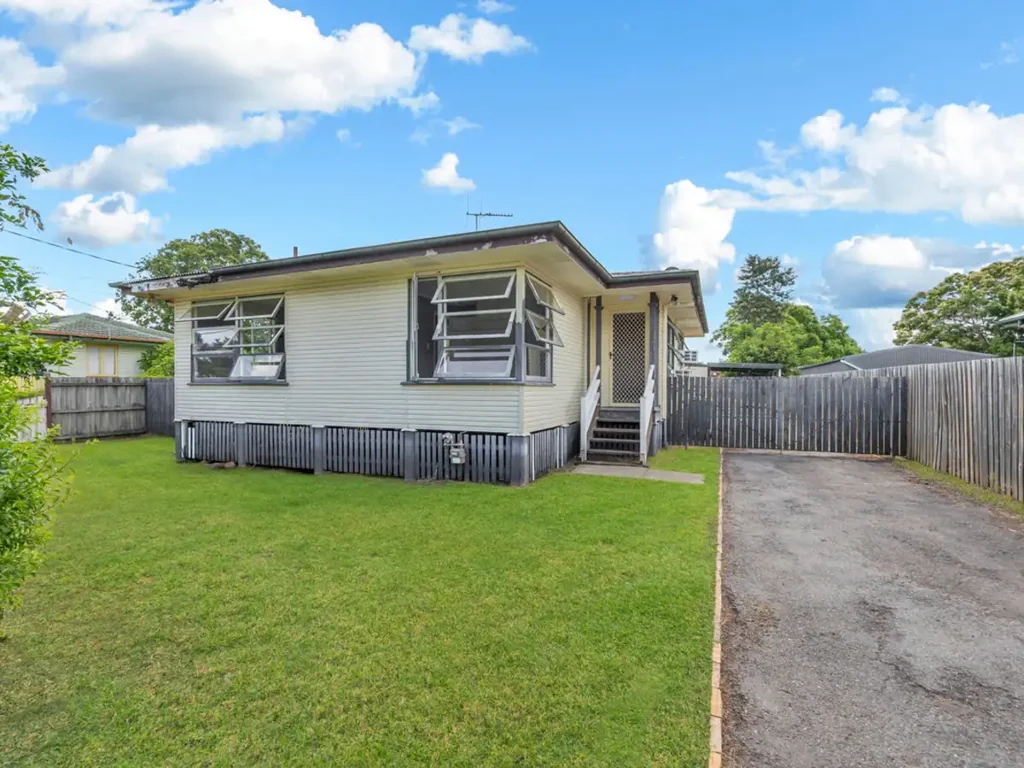20 Crosshill Street, Leichhardt, QLD 4305