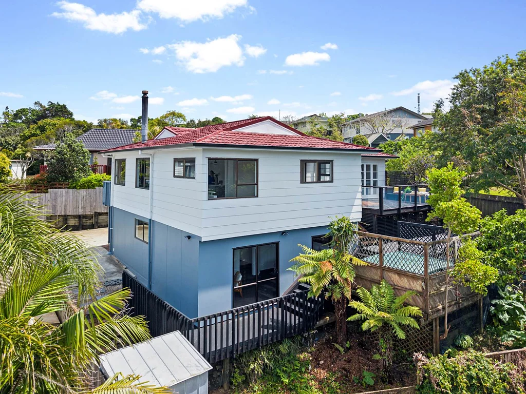 94 Sartors Avenue, Browns Bay, North Shore City, Auckland