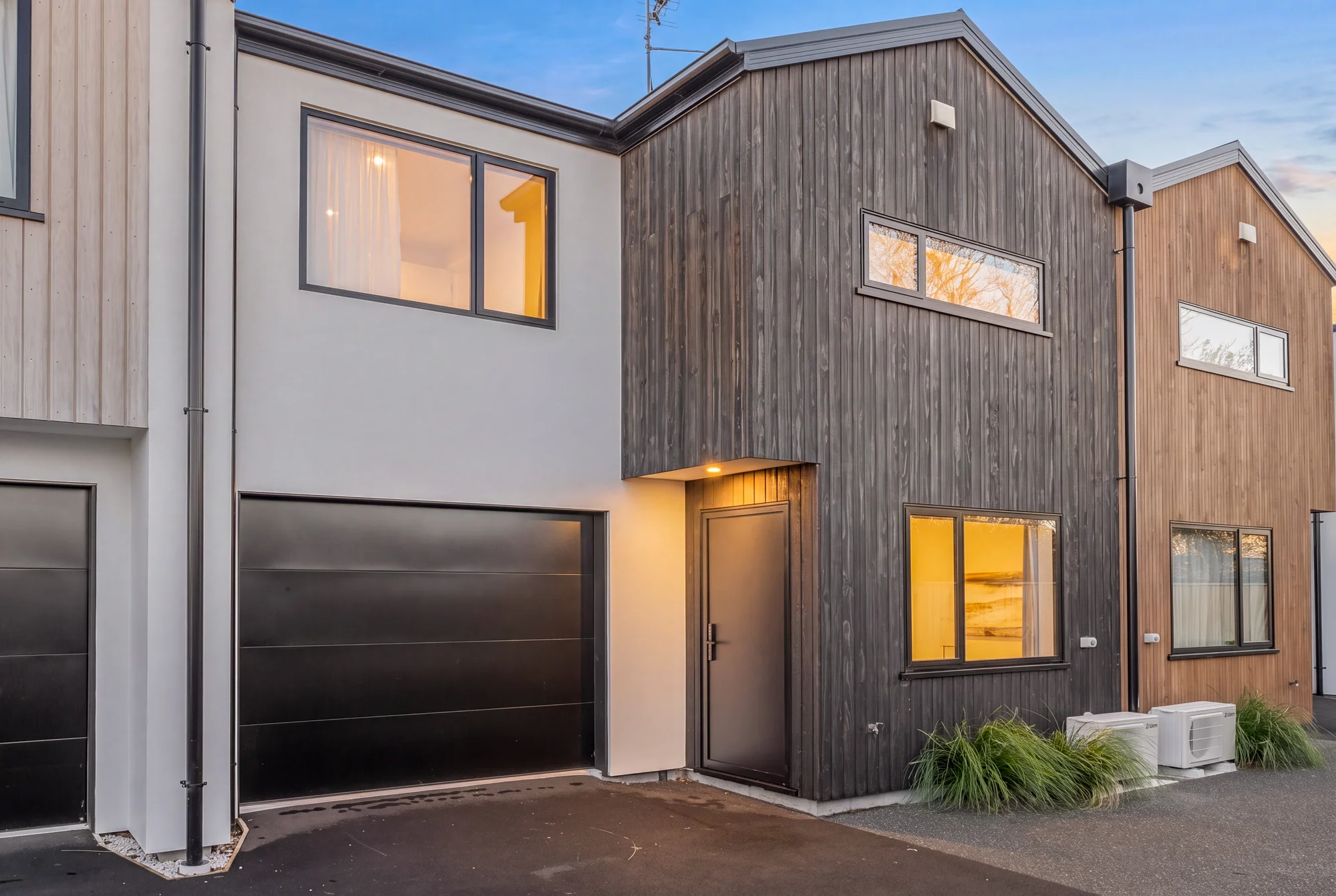 Somerfield 4房 Find Us Another 4 Bedroom Townhouse? Last One!