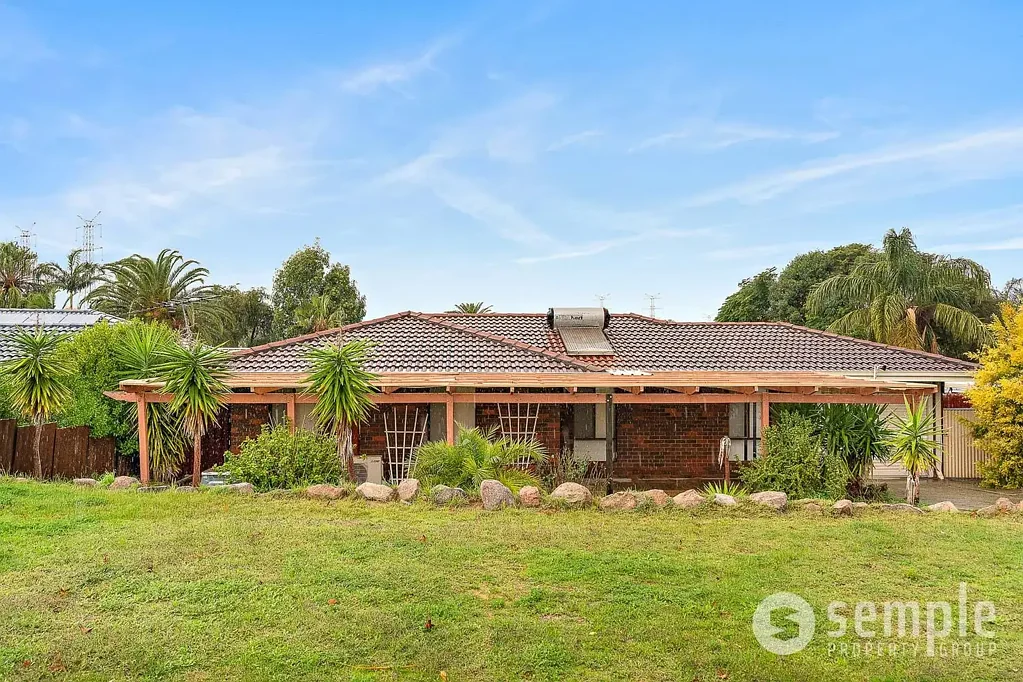 Neat and tidy home on spacious block.