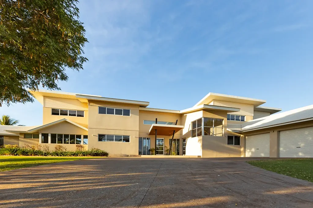 Broome 5 Slaapkamer Landmark Architectural Residence with Unrivalled Roebuck Bay Views