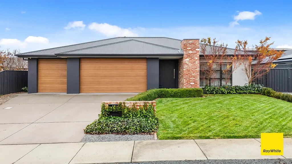 6 Hopkins Street, Bungendore, NSW 2621