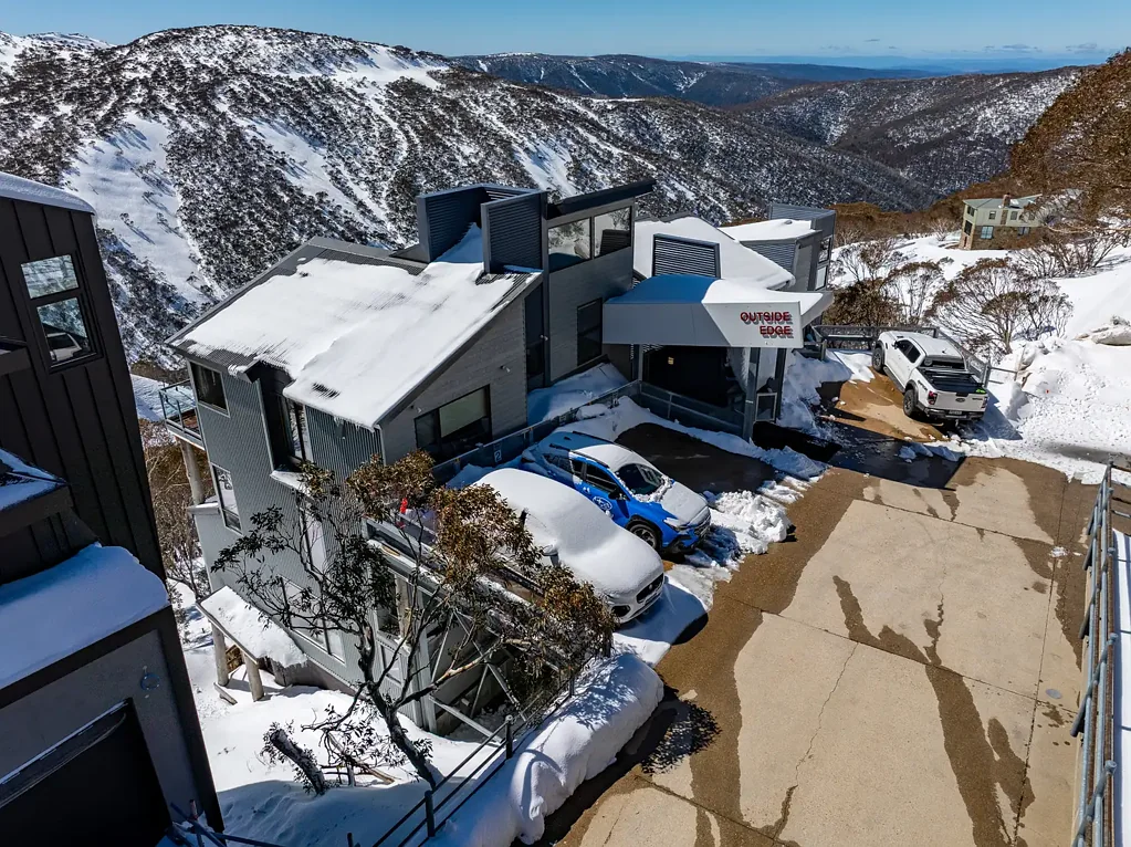 Harrietville 4房  Ski-In, Ski-Out – Drive-In, Drive-Out Luxury Chalet