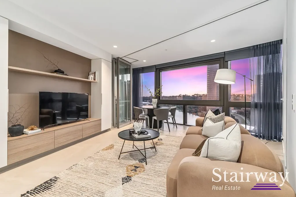 Perth 3房  Elevated Elegance: A Luxurious Three-Bedroom Haven in The Towers at Elizabeth Quay