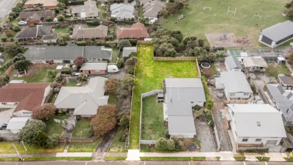 Waikanae Build your dream home -Park, Pools and Playgrounds