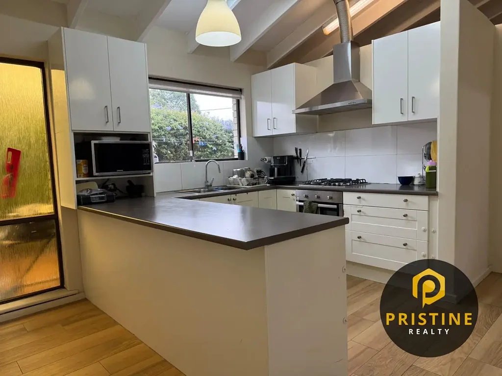 Spacious 4 Bedroom house !