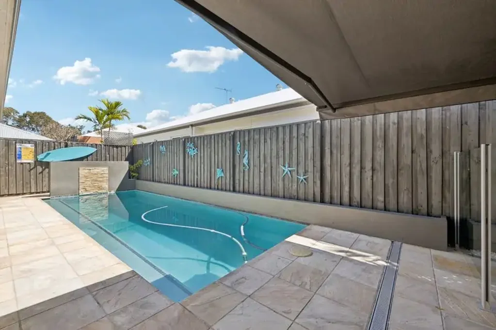 Narangba 4 Bedroom Peaceful Family Home with In-ground Pool