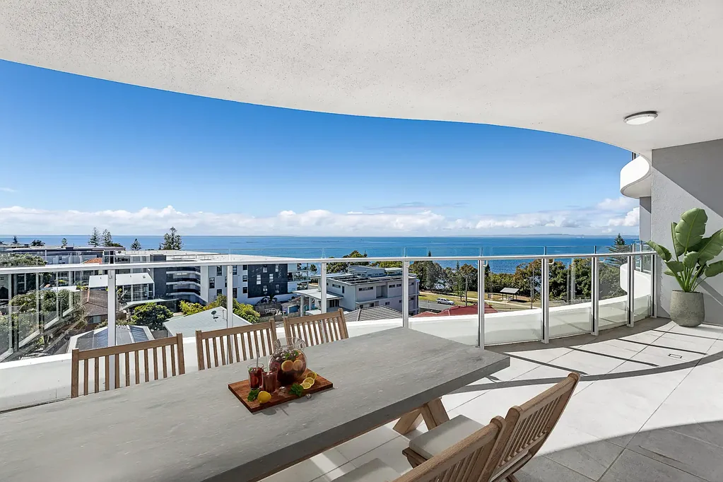 Scarborough 3 Bedroom Luxury Coastal Living with Uninterrupted Views