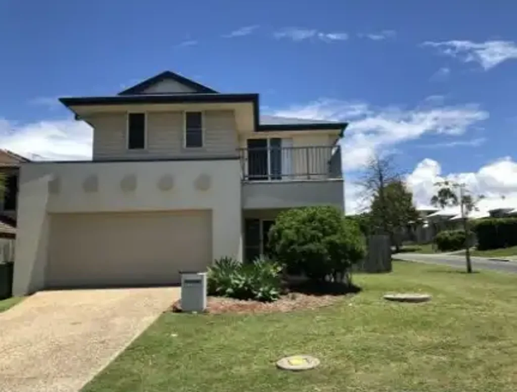 Beautiful 4 Bedroom Two Story Home