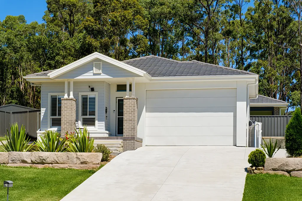 Bellbird 4 Slaapkamer House and garden done .....  make yourself at home