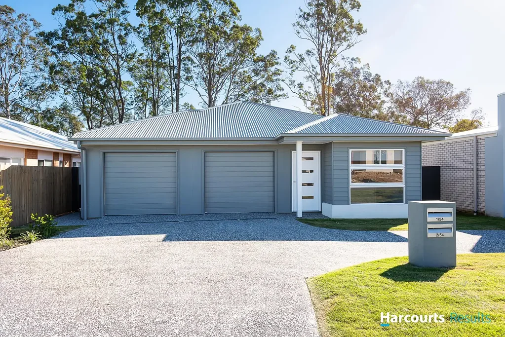 Brand new duplex - 2 bed - Located on Left hand side