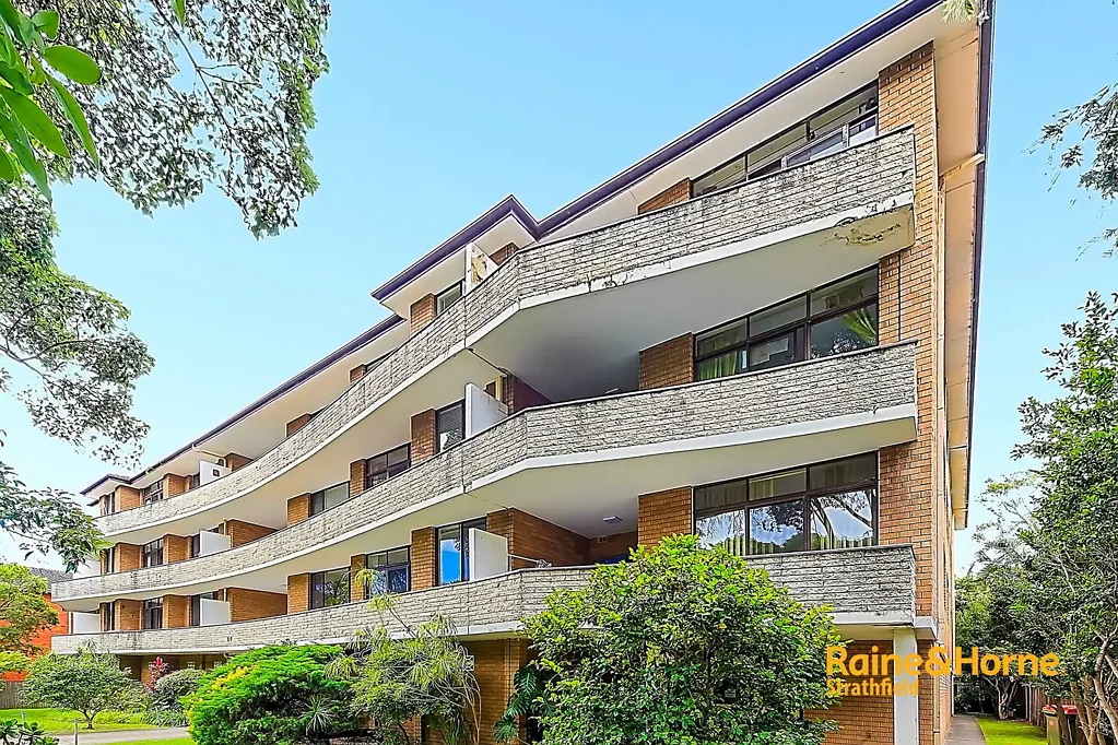 2-Bedroom Unit in the Heart of Strathfield