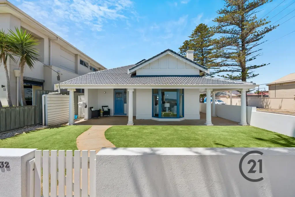 132 Esplanade, Largs Bay, SA 5016