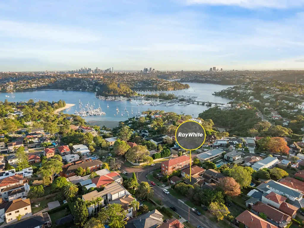 Balgowlah 3房 全新翻新联排 优质电器齐全 东向庭院私享 低维护便利生活 紧邻三大商圈 Spacious freestanding townhome in boutique complex of four