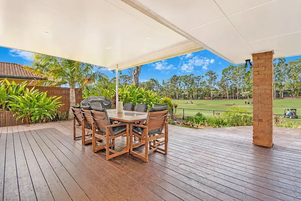 Parkwood 4Moenga Relax , Entertain and Enjoy the Parkwood International Golf Course Views