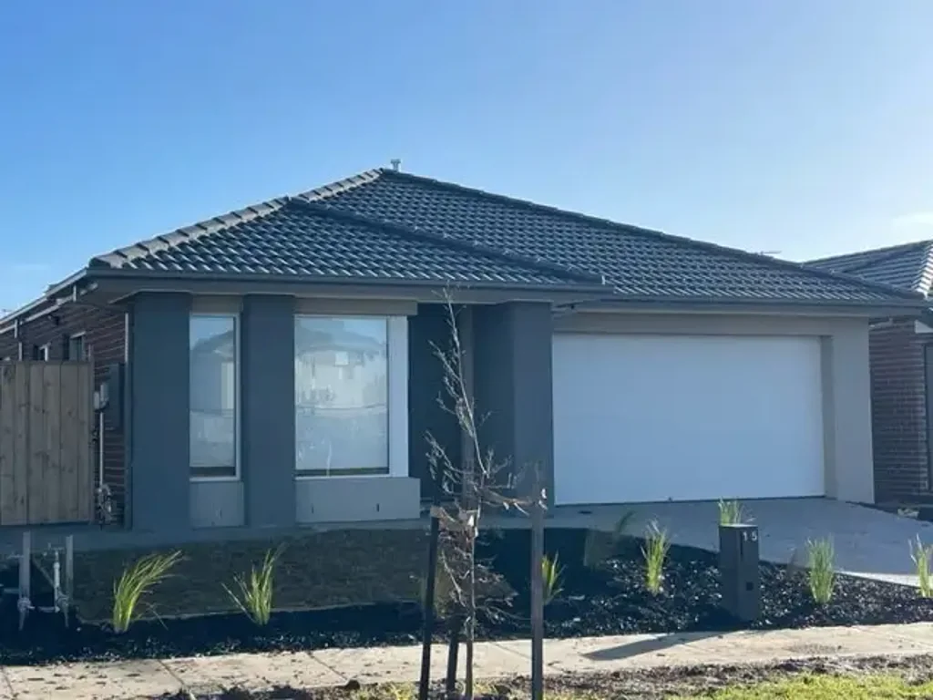 Brand New Spacious Family Home With 2 Large Living areas & Separate Study