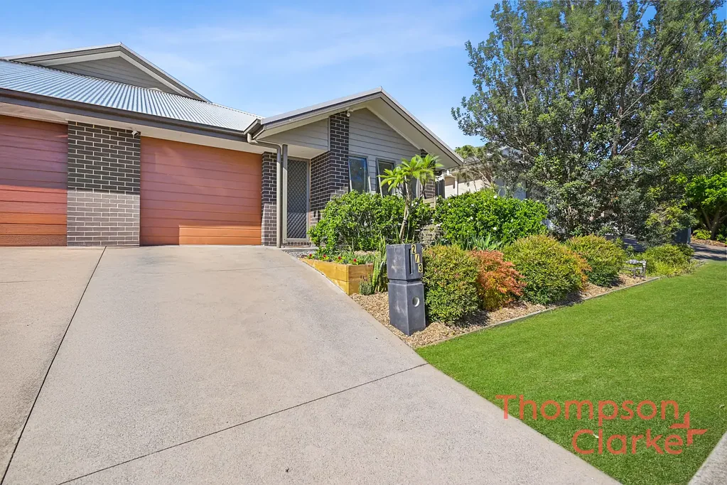Ideal Low Maintenance Living!