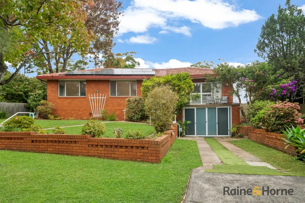 Epping 4房  Bright, Private & Versatile Family Home on 803sqm | Walk to Shops, Schools & Transport