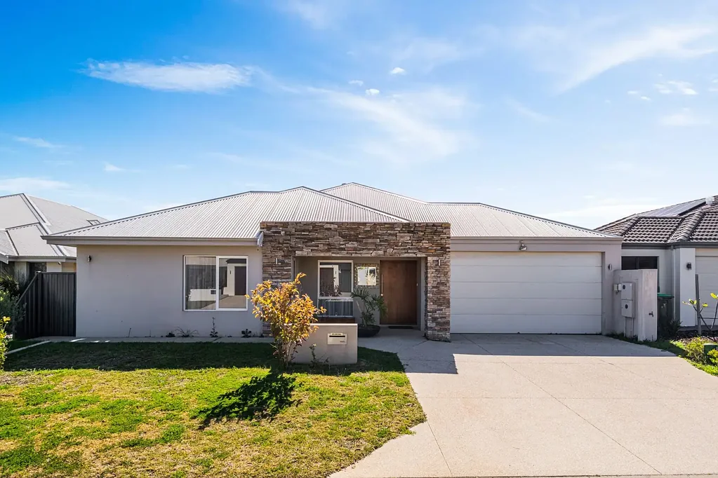Caversham 4Zimmer Just Listed - Elegant Executive Living in a Superb Location