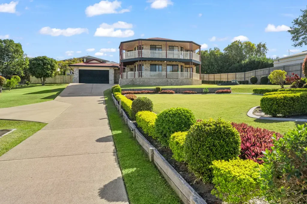 Craignish 4Moenga Elevated Craignish Living with Ocean Views