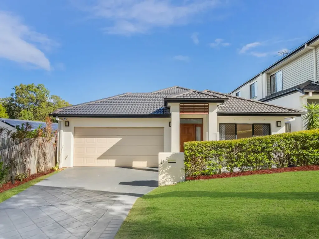 Springfield Lakes 4Zimmer Move in Ready – Family Living