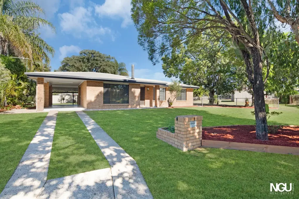 19 Honeysuckle Court, Walloon, QLD 4306