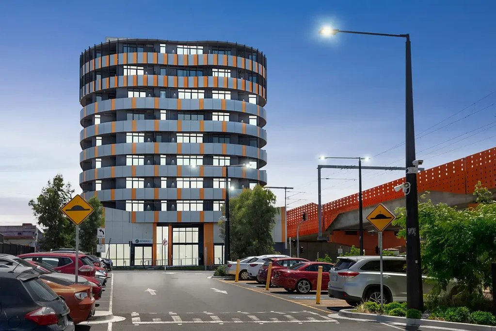 Coburg 2ਬੈੱਡਰੂਮ Sophisticated Living with Sweeping Views!