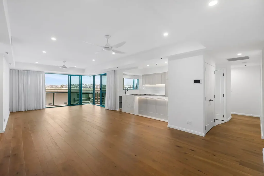 Luxuriously Retreat in the Heart of Hamilton
