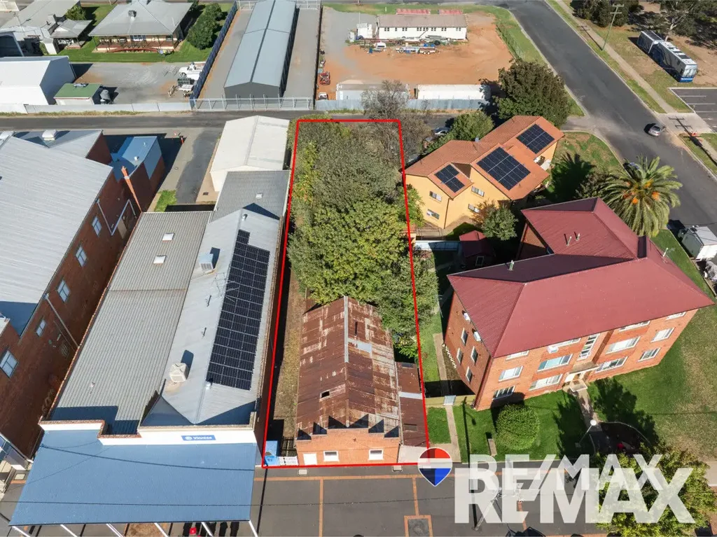 83 Broadway Street, Junee, NSW 2663