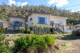 673 Grasstree Hill Road, Grasstree Hill