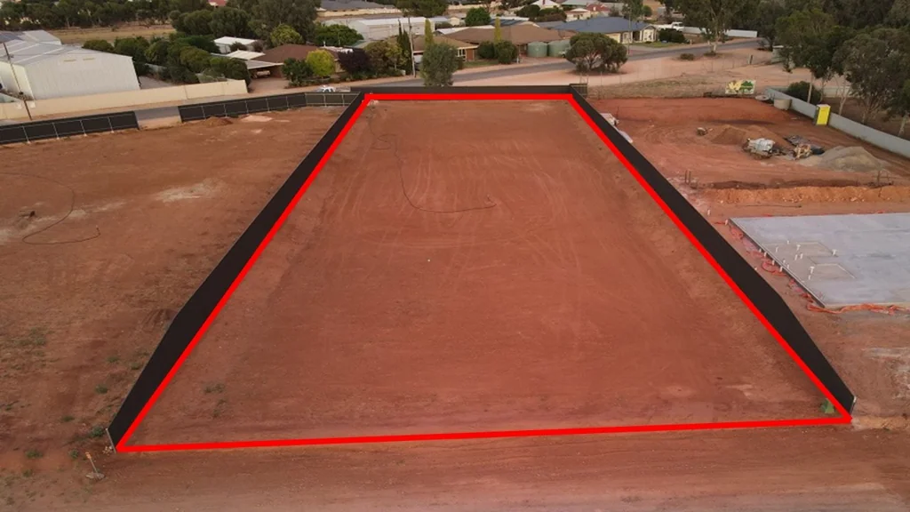 Balaklava Opportunity for large country living
