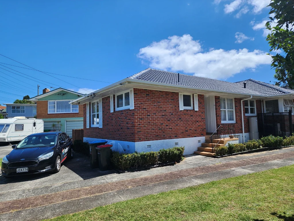 Tidy Two Bedroom Unit