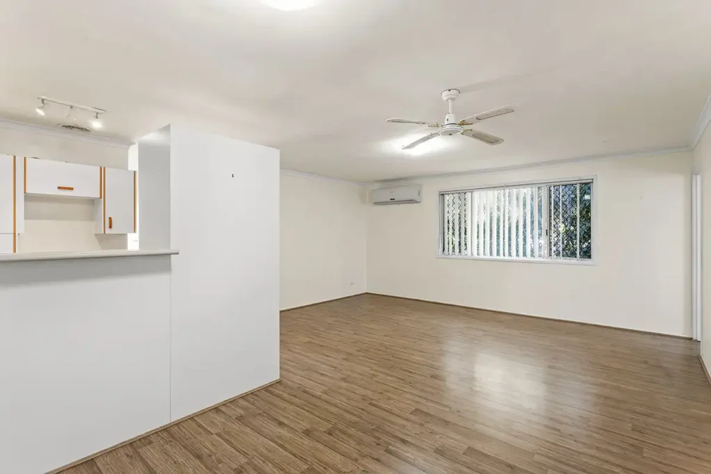 WALK TO TALLEBUDGERA BEACH AND SURF CLUB!