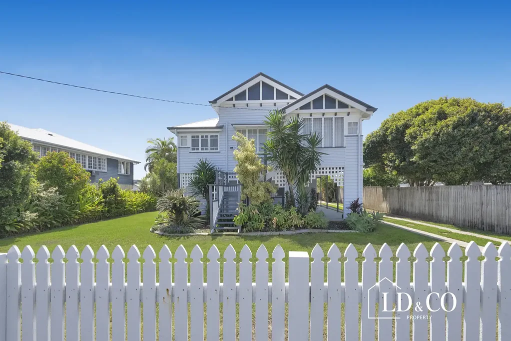 Mackay 5房  Charming Queenslander with Modern Comfort