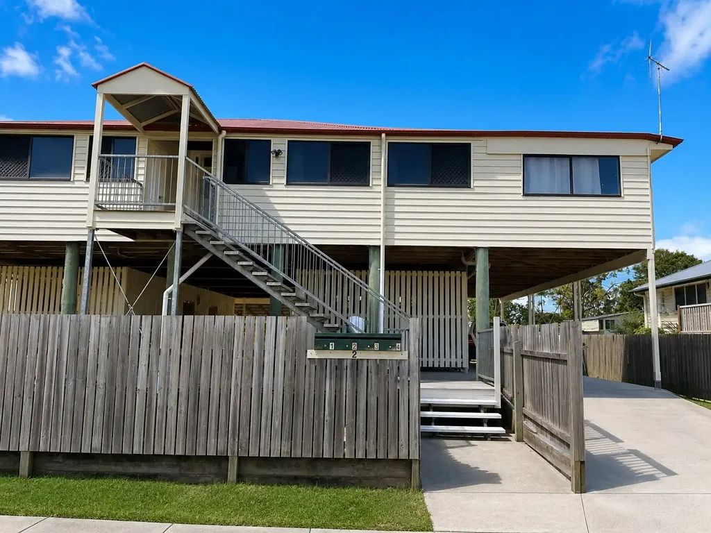Spacious One-Bedroom Living with Room to Move and Everything Within Walking Distance